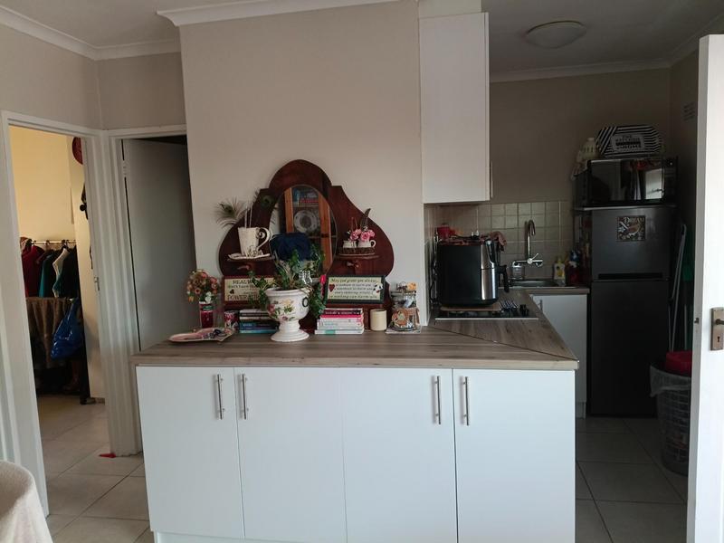 2 Bedroom Property for Sale in Pinelands Western Cape